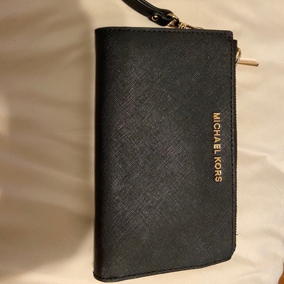 Michael Kors Handbags - Black Micheal kors wallet
